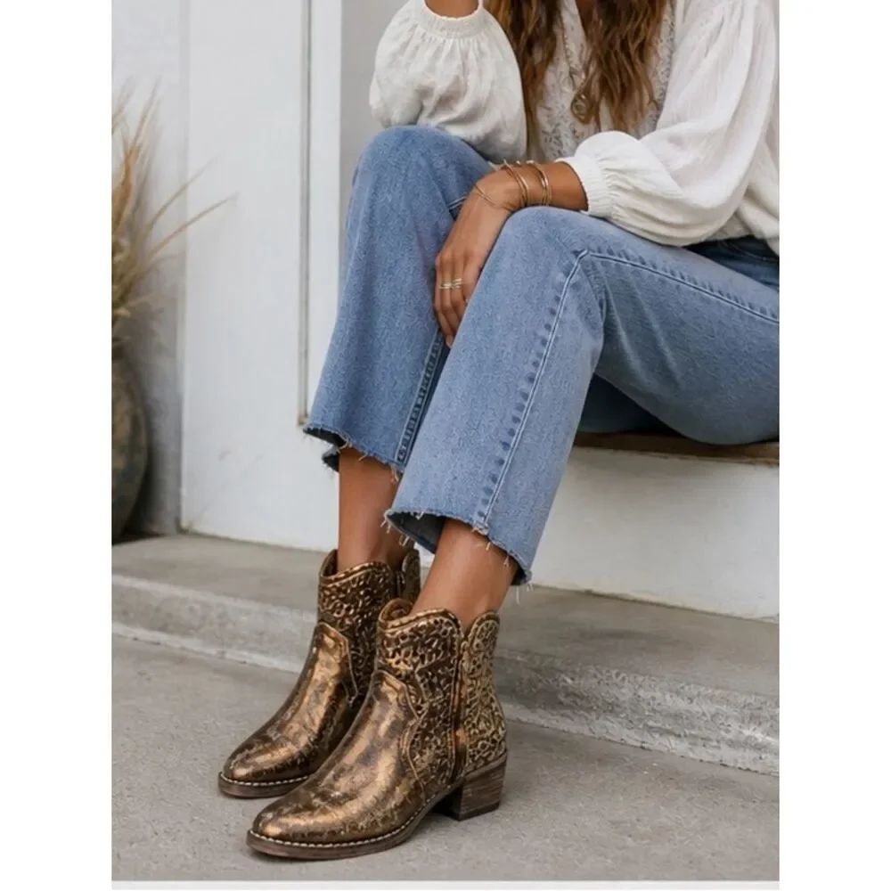 Circle G Bronze Metallic Western Ankle Boots Cutout Leather Size 6.5